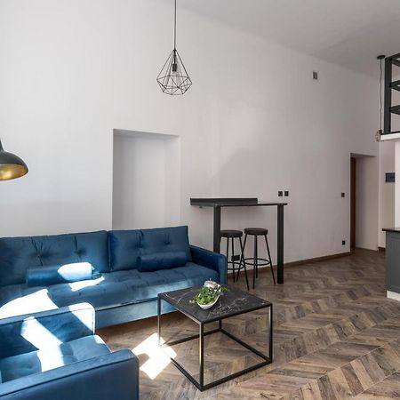 Apartament Aparts By Hostly Kraków Zewnętrze zdjęcie