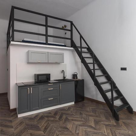 Apartament Aparts By Hostly Kraków Zewnętrze zdjęcie